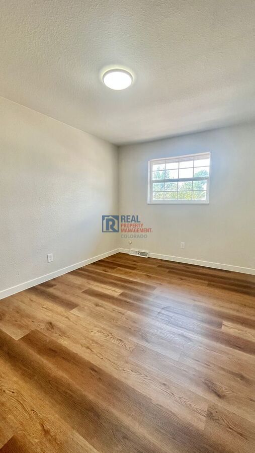 Building Photo - 4543 S Lowell Blvd