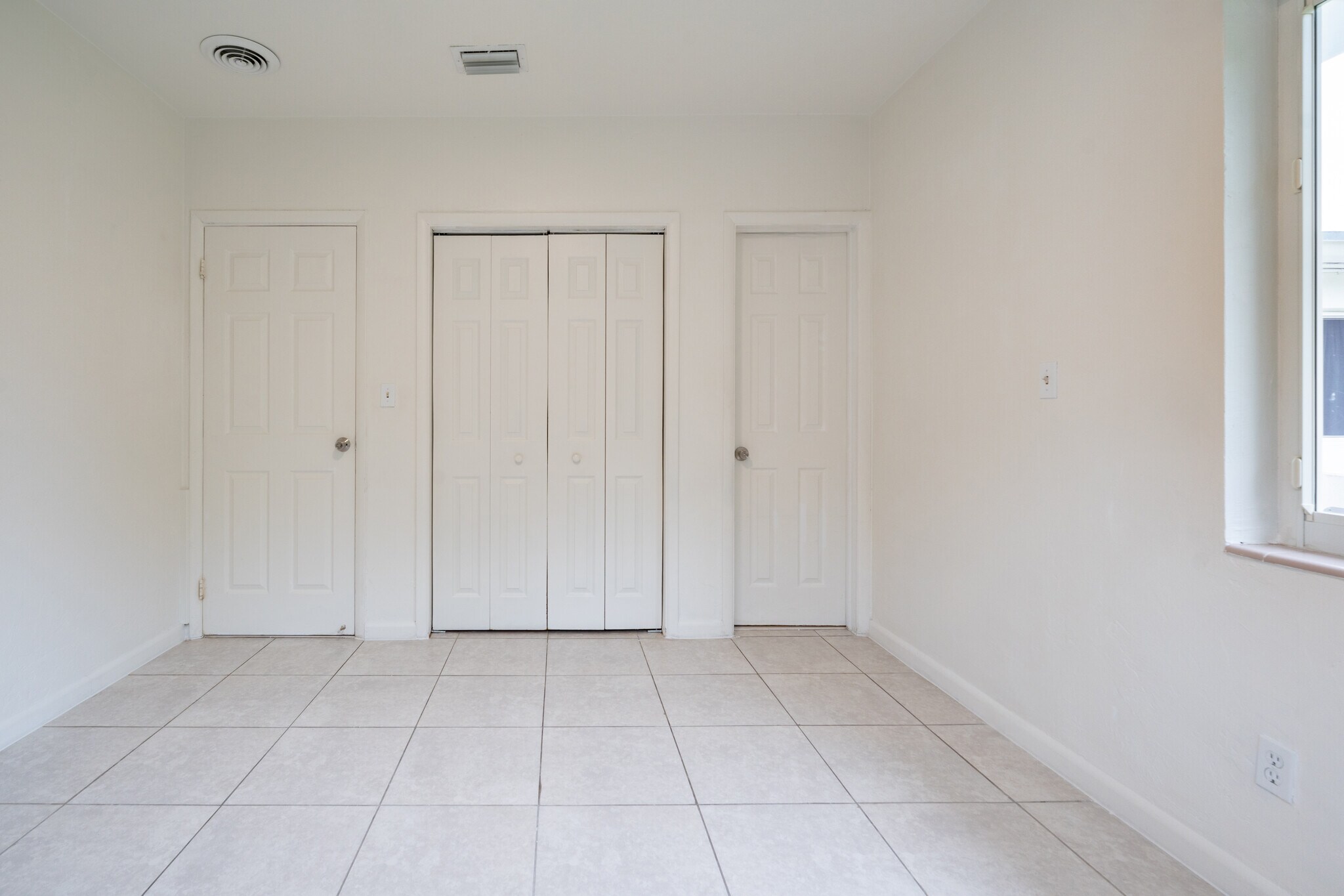 Primary Bedroom - 1317 NE 116th St