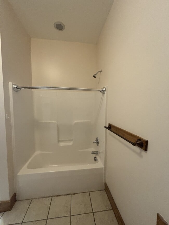 Building Photo - 5018 Bryant Pond Rd