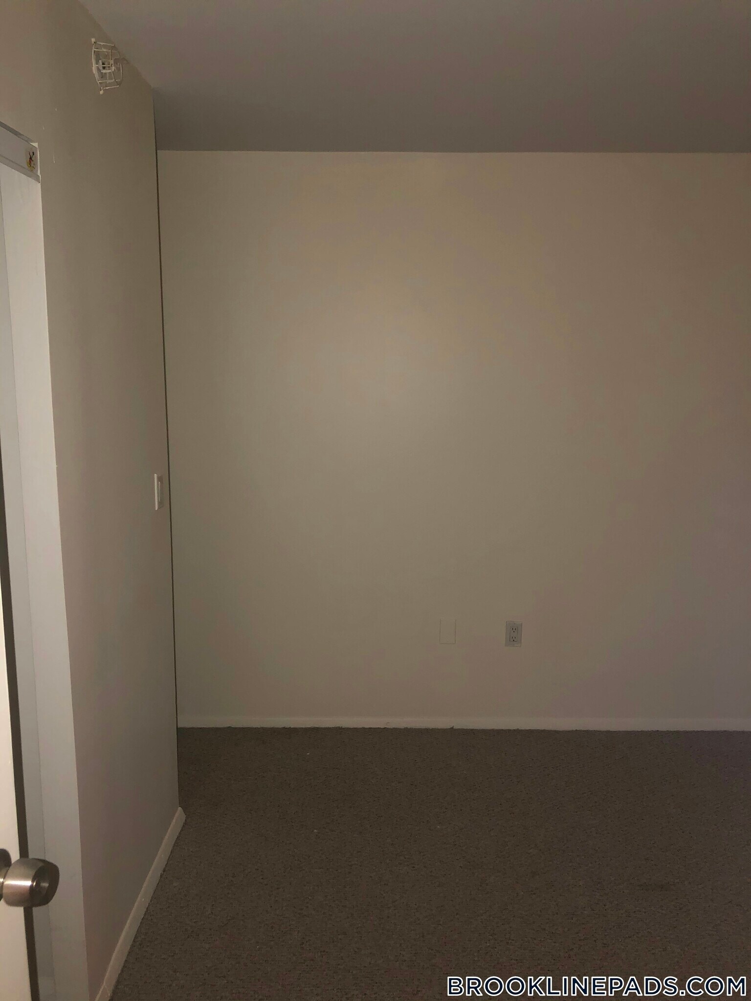 Building Photo - 175 Freeman St