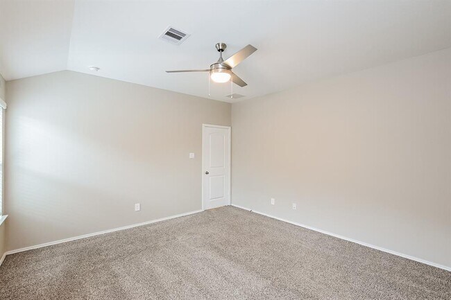 Building Photo - 9897 Gln Brk Ln