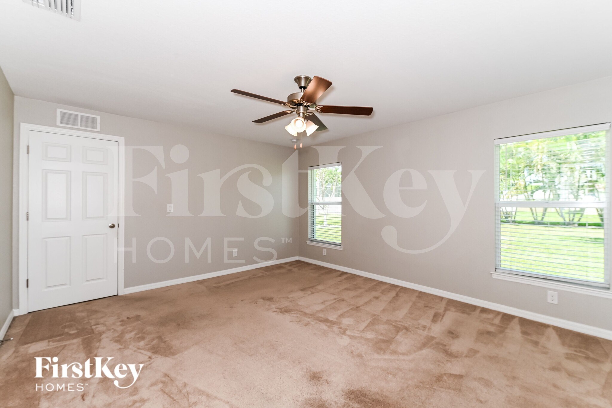 Building Photo - 1201 SW 30th St