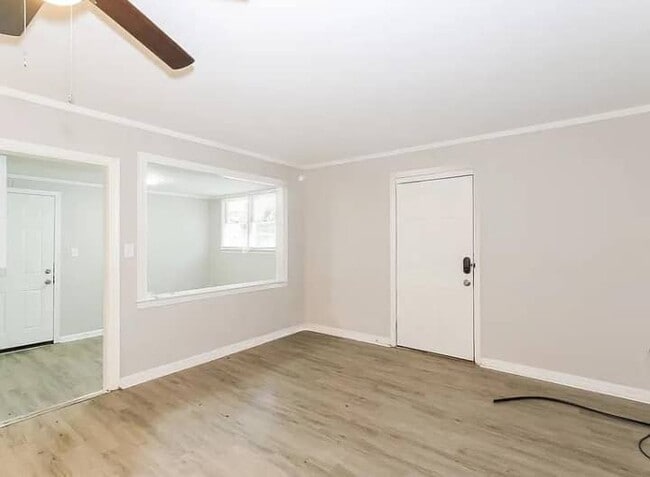 Building Photo - 2451 Juniper Dr