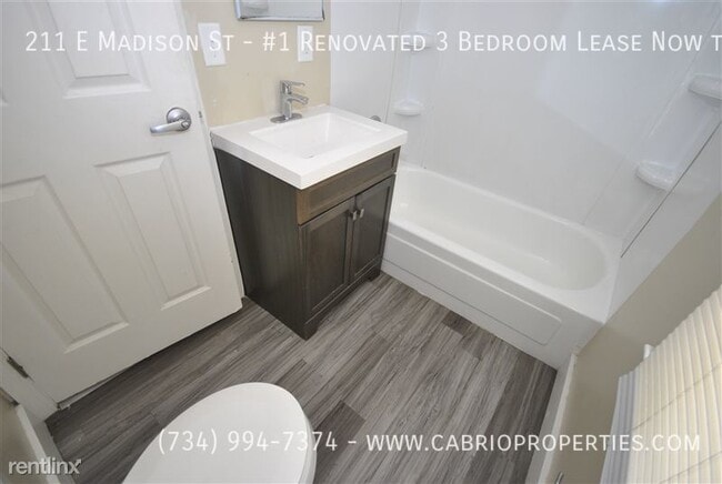 Building Photo - 211 E Madison St