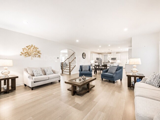 Building Photo - 11710 Southview Ct