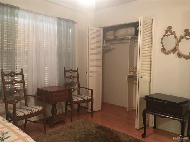 Building Photo - 35 N 41st St