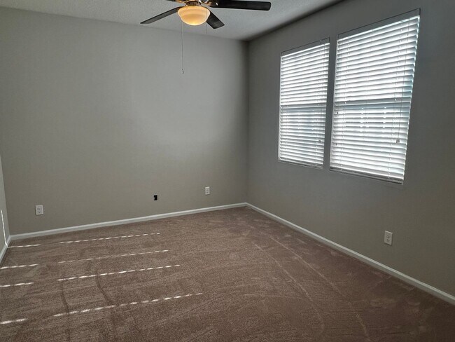 Building Photo - 5BR/3BA $2400 Monthly Rent AND One Month Free Rent!