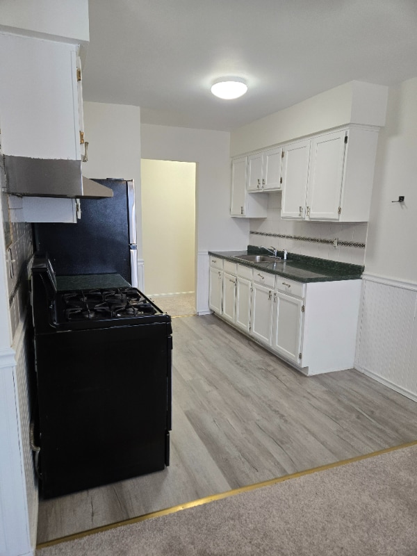 Building Photo - 401 US-22