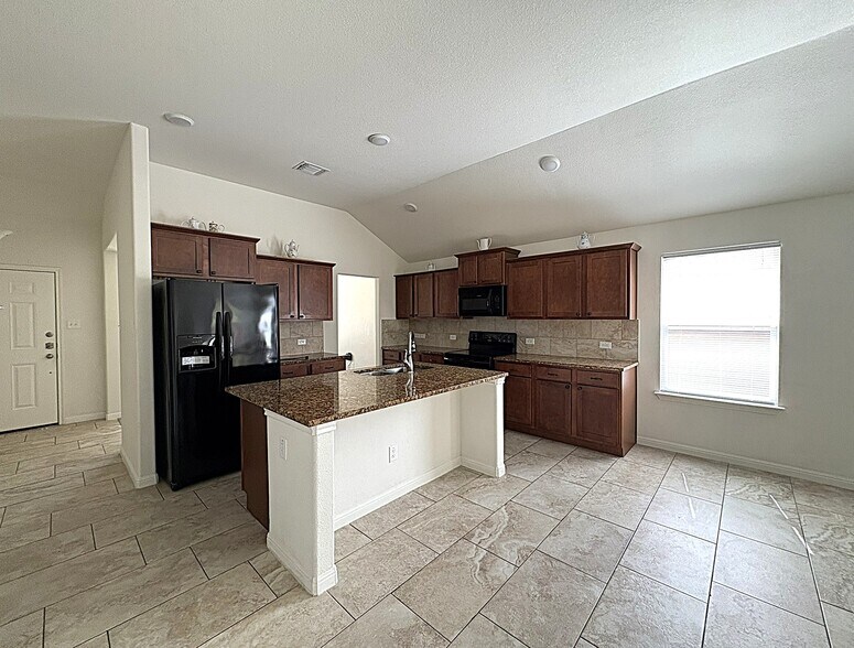 Building Photo - 3810 Flat Rock Mountain Dr