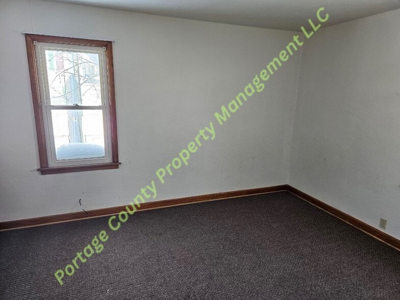 Building Photo - 200 S Pacific St