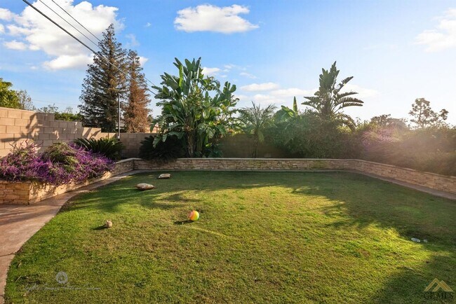 Building Photo - Spacious Home for Rent - Coming Soon!