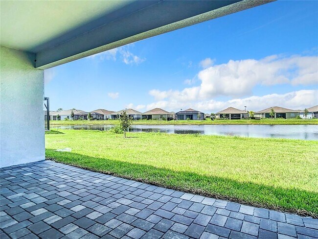 Building Photo - 16876 Castoro Dr
