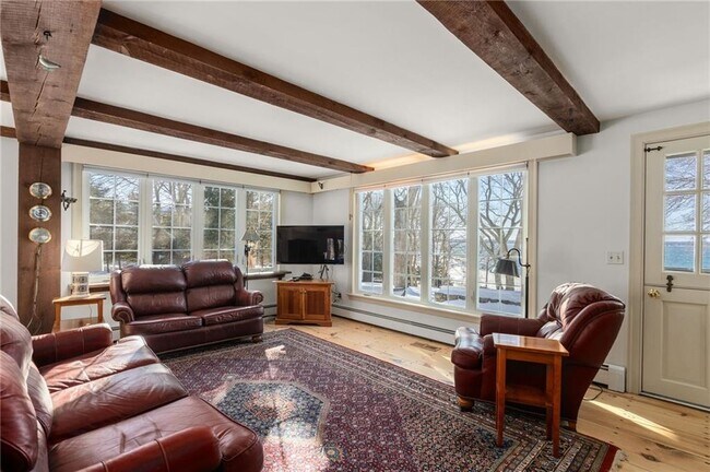 Building Photo - 1191 N MAIN Rd