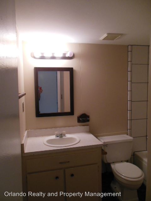 Building Photo - 1452 Holden Ave