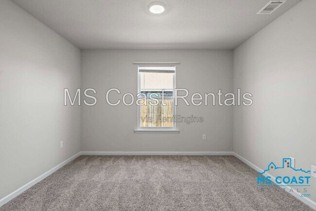 Building Photo - 15236 Cypress Way