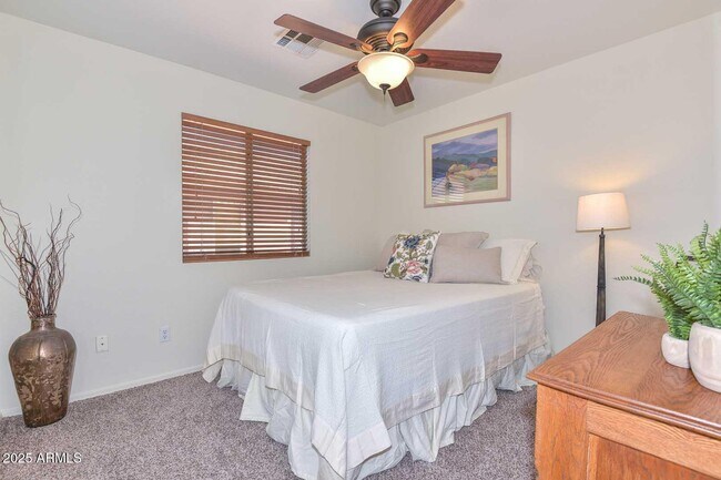 Building Photo - 16530 W Statler St