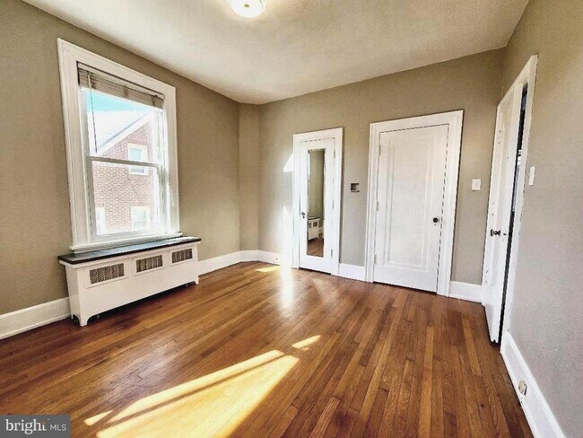 Building Photo - 515 Fourth St