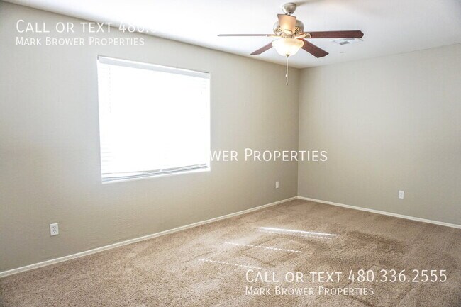 Building Photo - 2892 W Angel Way