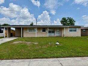 Building Photo - SKY LAKE 3 Bed / 2 Bath