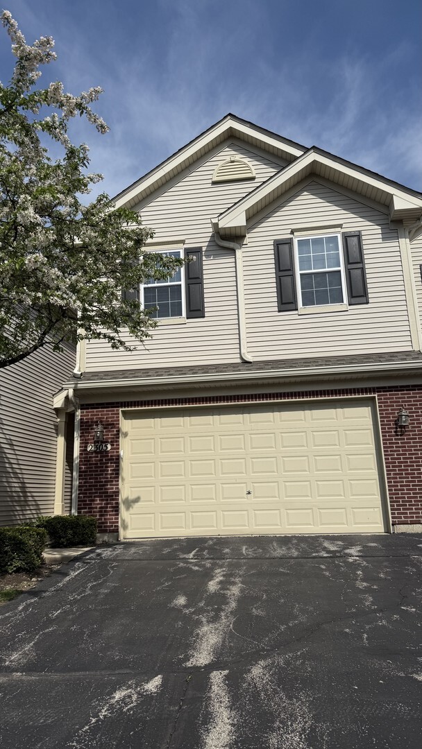 Primary Photo - 2305 Sandy Creek Dr