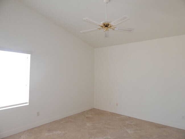 Building Photo - 7750 E Castle Valley Way