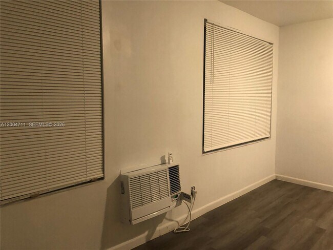 Building Photo - 2161 SW 14th Terrace