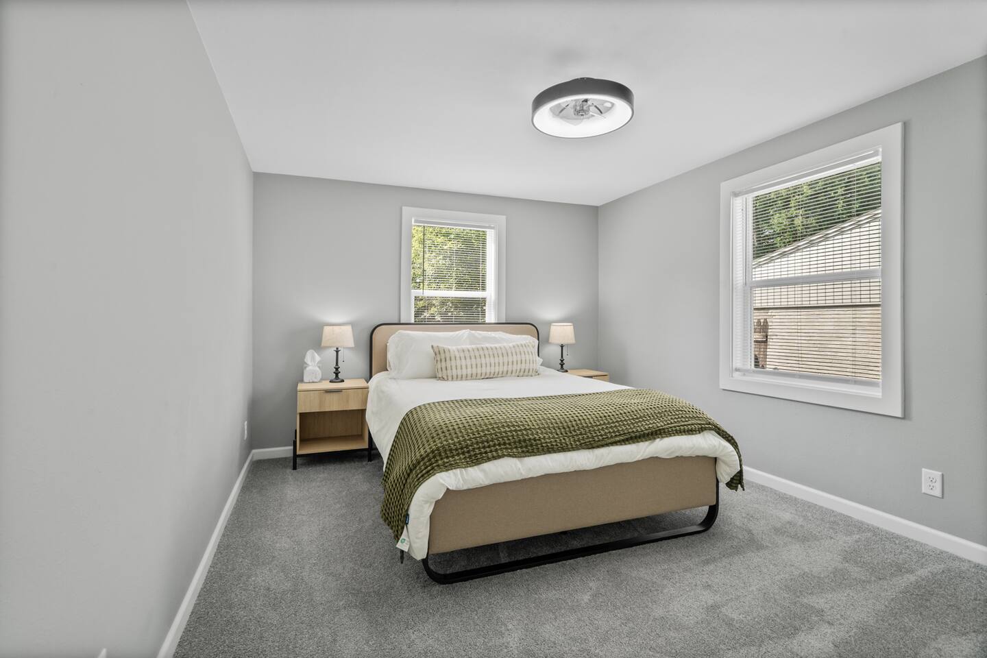 Building Photo - 1114 Meacham St