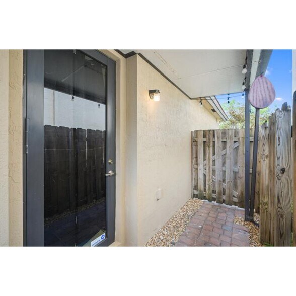 Building Photo - 11711 SW 234th St