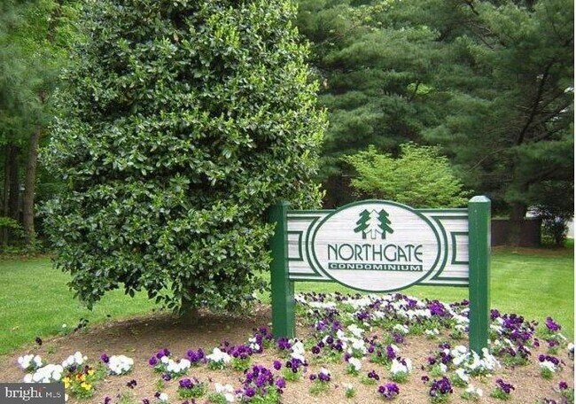 Building Photo - 1443 Northgate Square