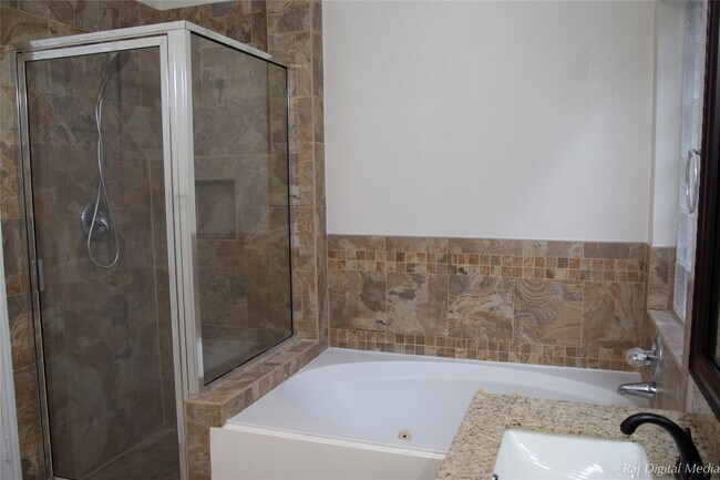 Building Photo - 4918 Pinder Ln