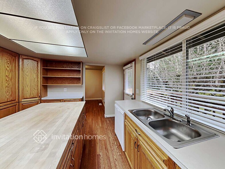 Building Photo - 8702 61st St W