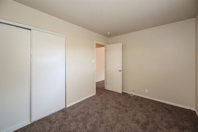 Building Photo - 2813 Rio Grande Dr