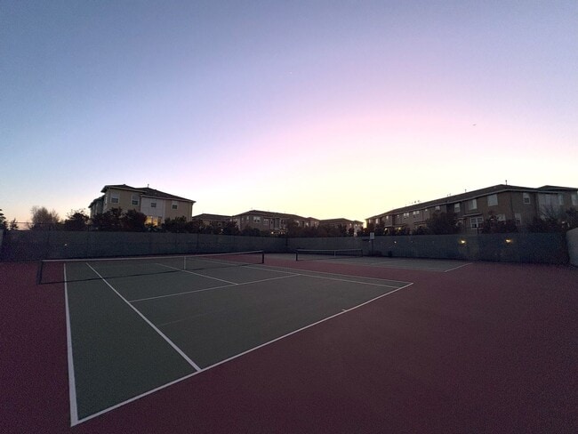 Building Photo - Charming Waterfront Single Family Home in Redwood Shores Available Now!