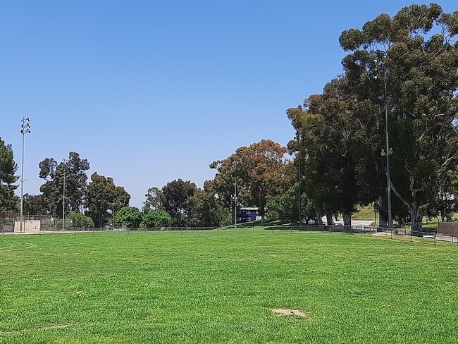 Building Photo - 1045 N Hazard Ave