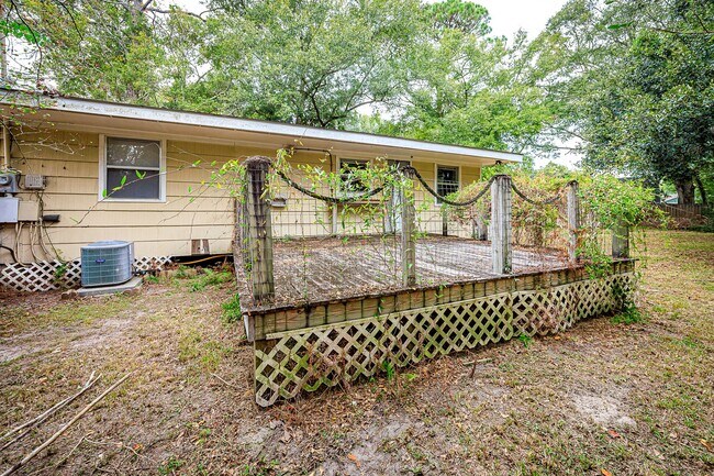 Building Photo - 2919 Criswell Ave