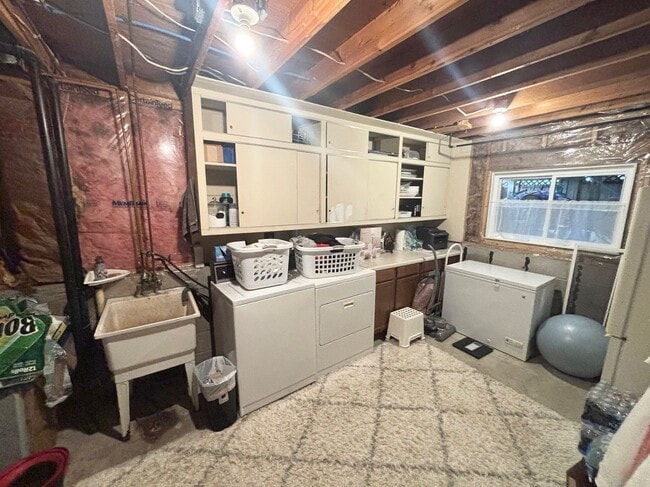 Building Photo - 13685 Harwell Path