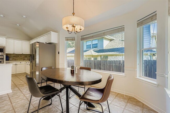 Building Photo - 3135 Burks Ln
