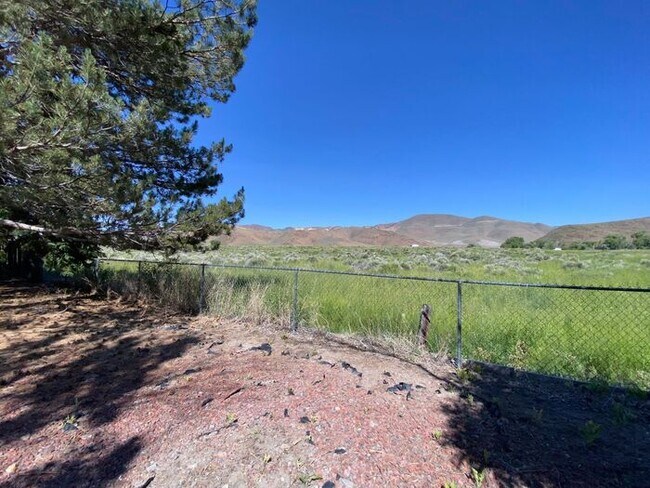 Building Photo - SE Reno Single Story House - Beautiful Pastoral/Mountain Views