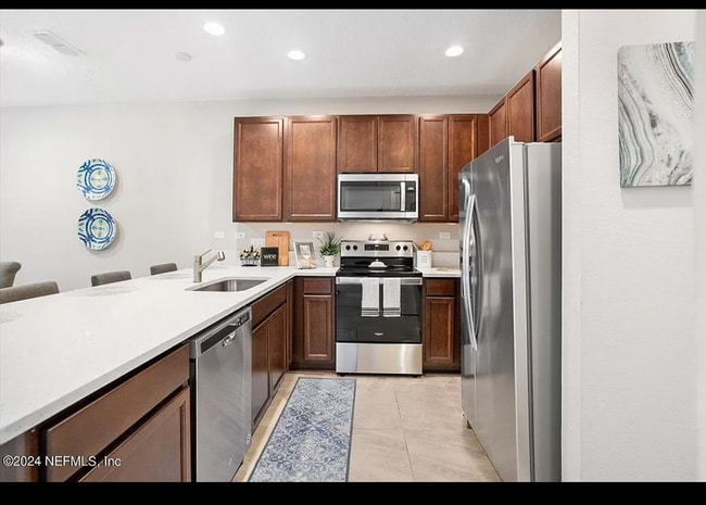 Building Photo - 12926 Ludo Rd