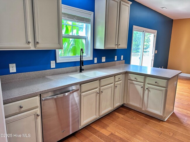 Building Photo - 103 Murifield Dr