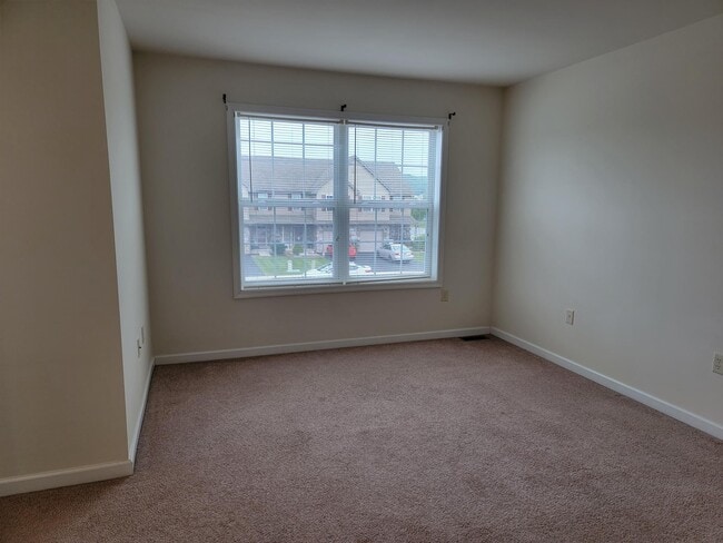 Building Photo - 137 Mount Olive Ln