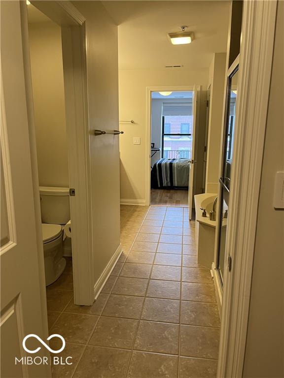 Building Photo - 350 N Meridian St