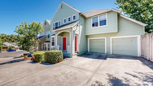 Building Photo - 1211 Hidden Creek Pl