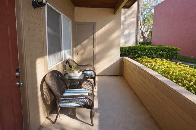 Building Photo - 10265 Gandy Blvd N