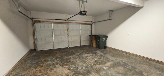 Building Photo - 218 Stamm Dr