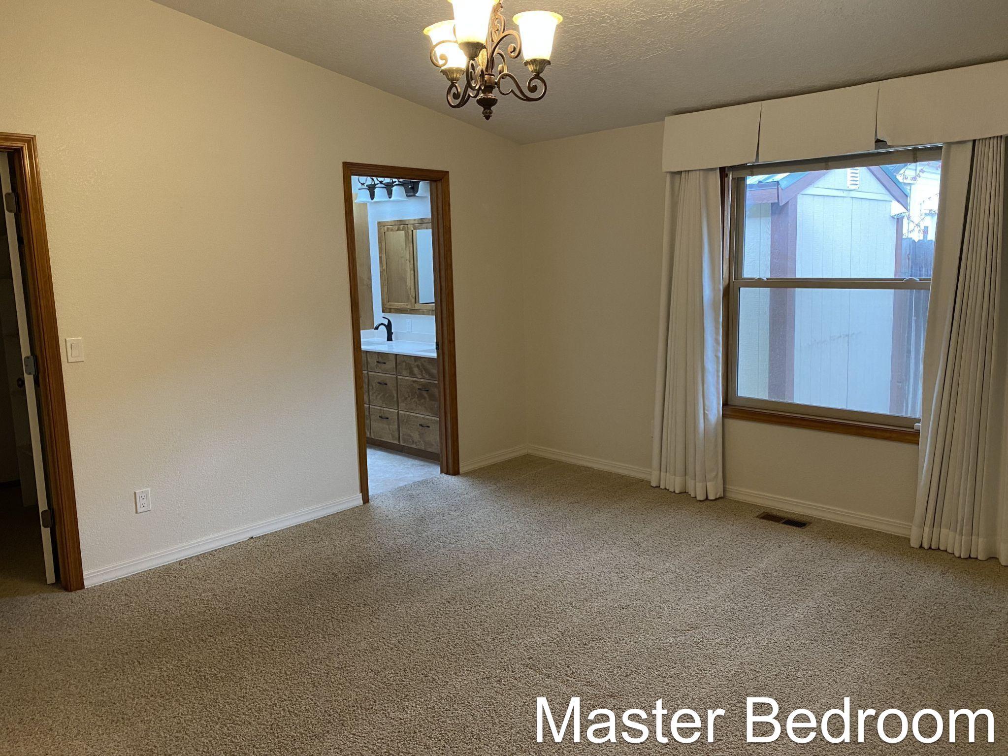 Building Photo - 9835 W Alliance Dr
