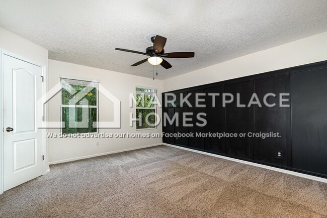 Building Photo - 373 Servia Dr