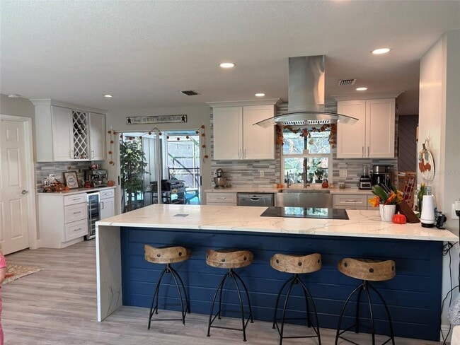 Building Photo - 4420 Meadow Creek Cir