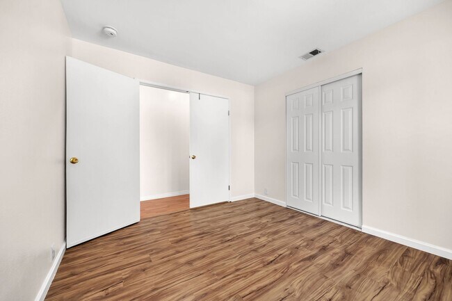 Building Photo - 10536 Greenford Dr