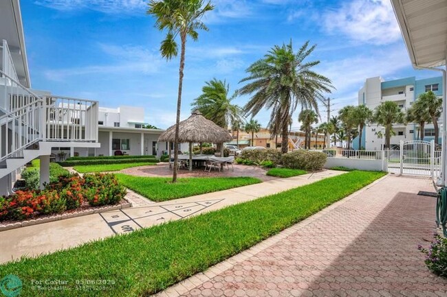 Building Photo - 4228 N Ocean Blvd